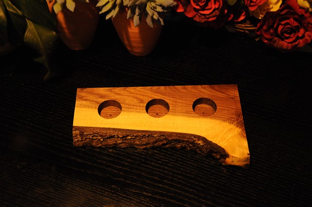 Orion tea light candle holder